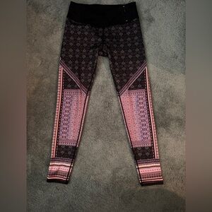 CALIA BY CARRIE UNDERWOOD Pre-Loved Leggings Size M